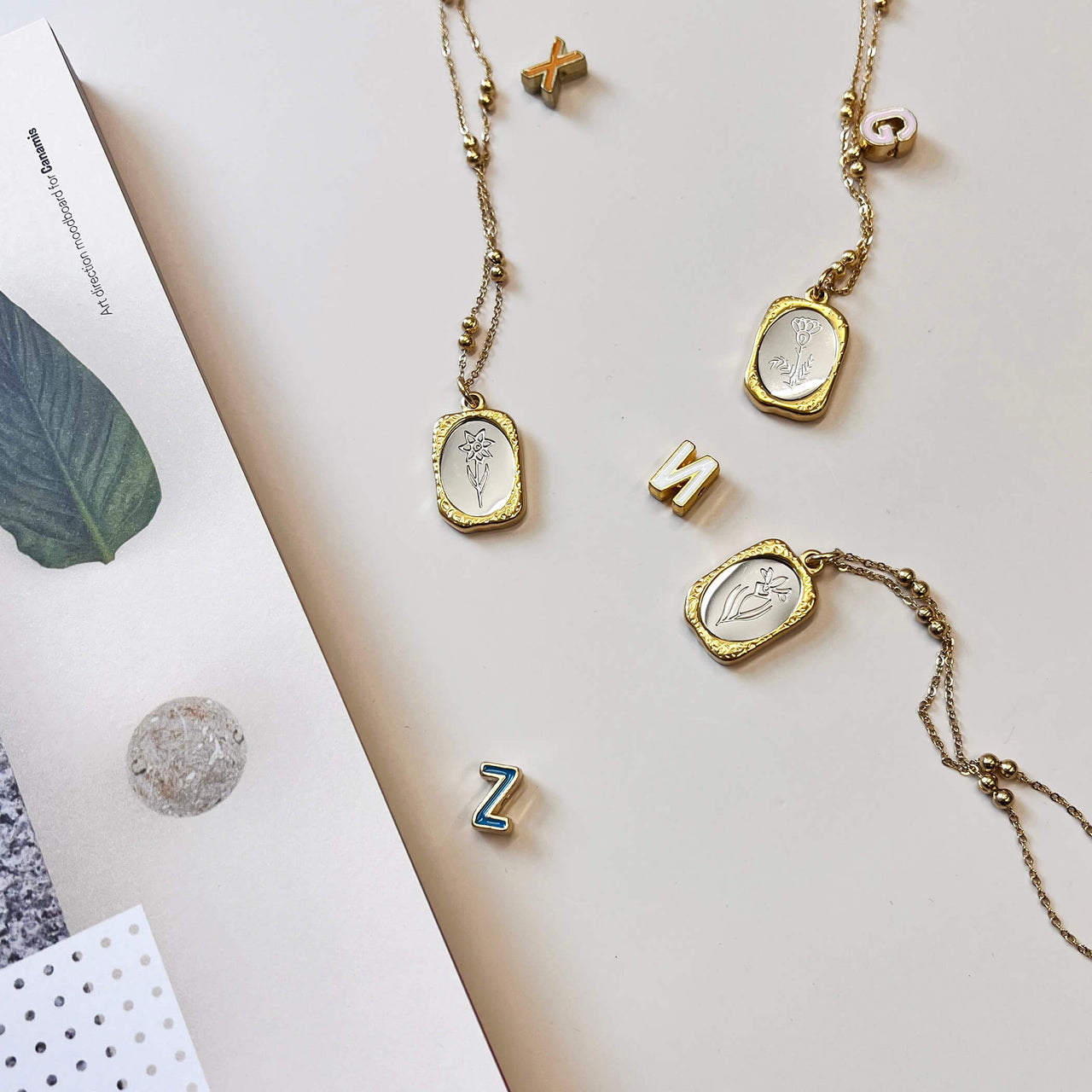 Vintage Birth Flower Floral Frame Necklace