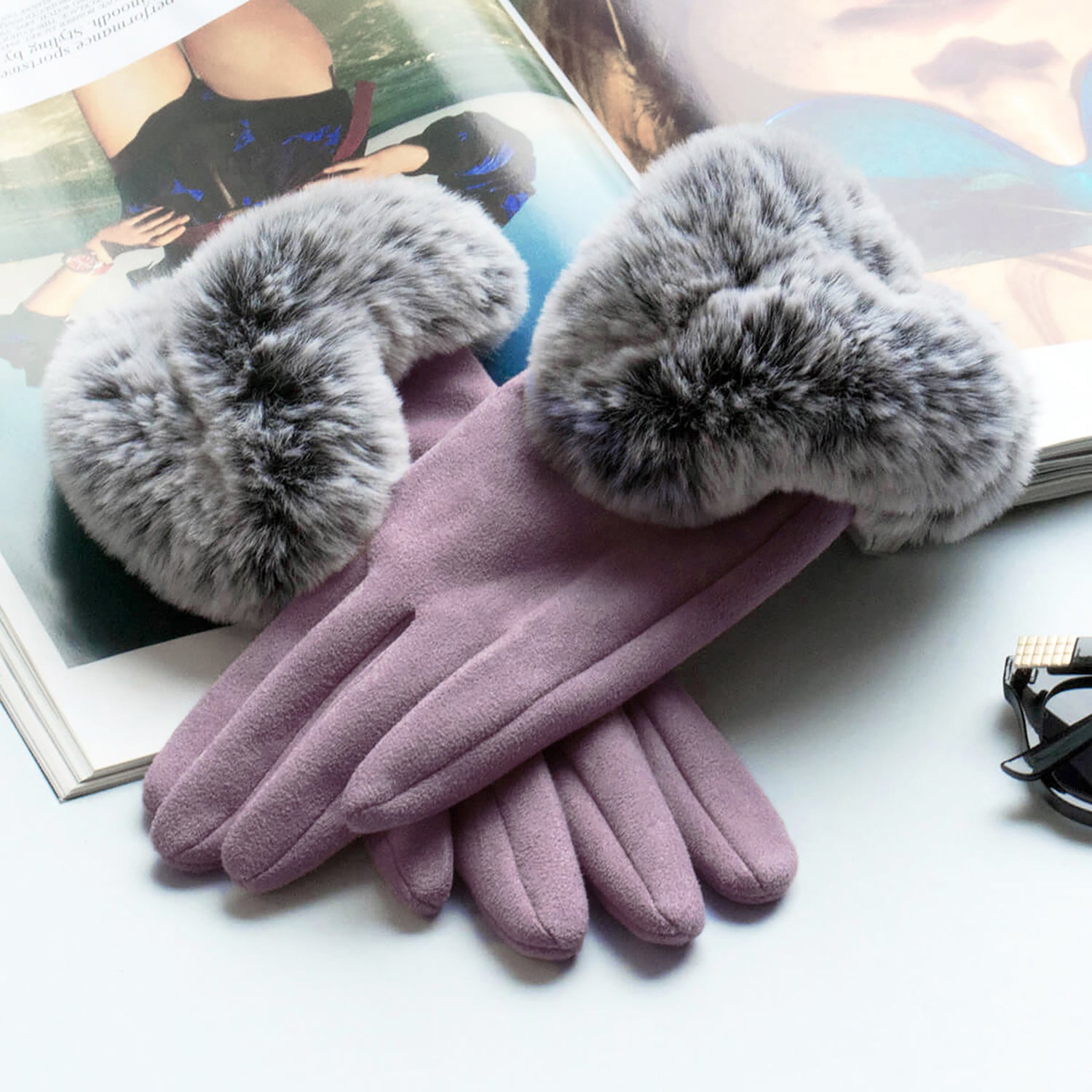 Fluffy Faux Fur Wave Cuff Suede Effect Gloves