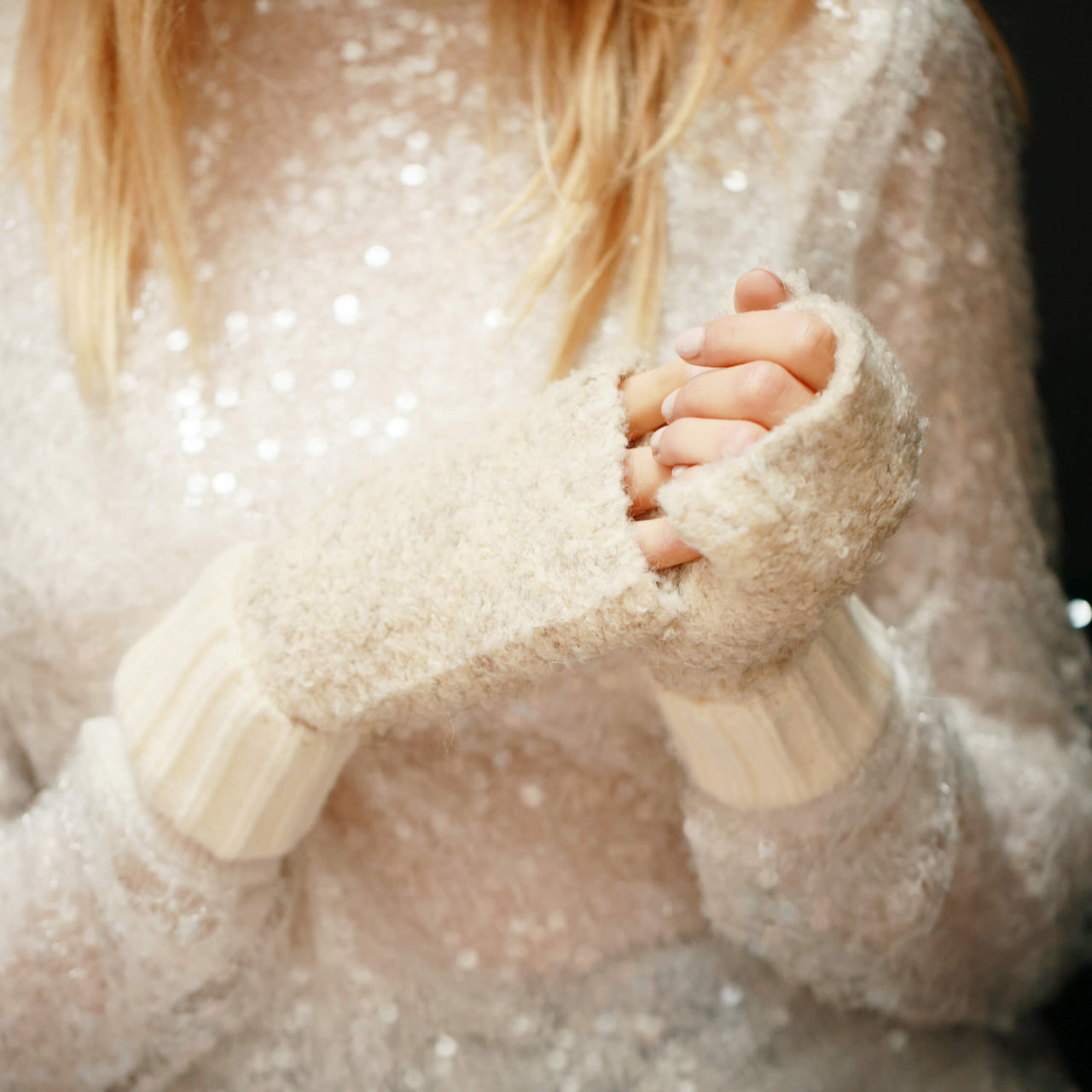 Curly Yarn Knit Fingerless Gloves