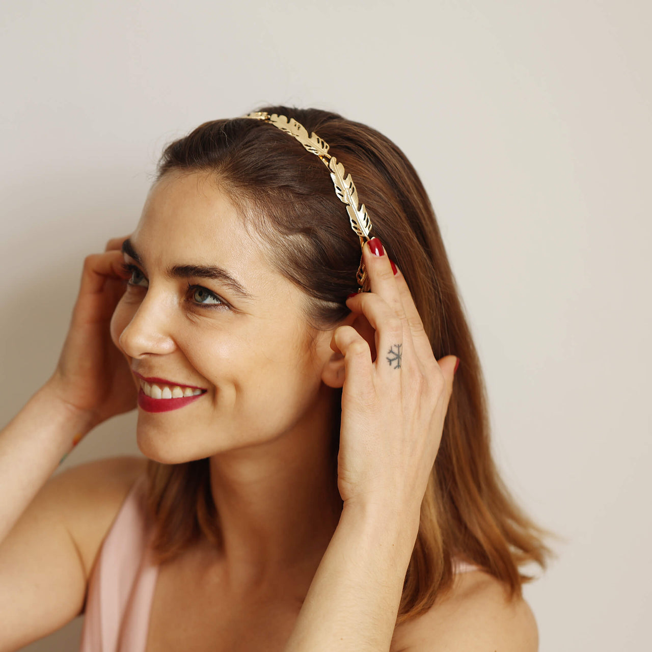 Elegant Feathers Gold Metal Headband