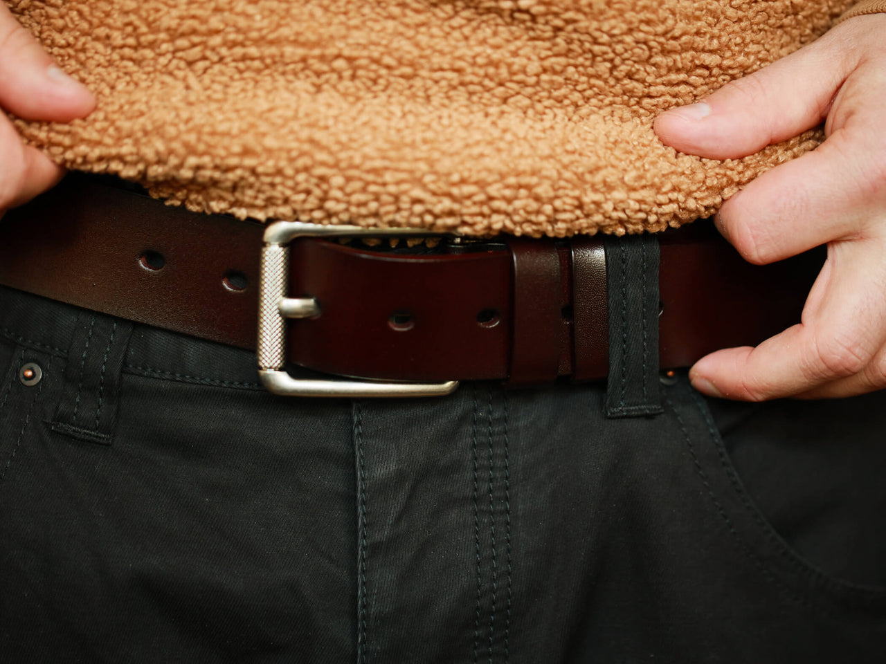 Men's Premium Leather Belt With Cross Knurl Buckle