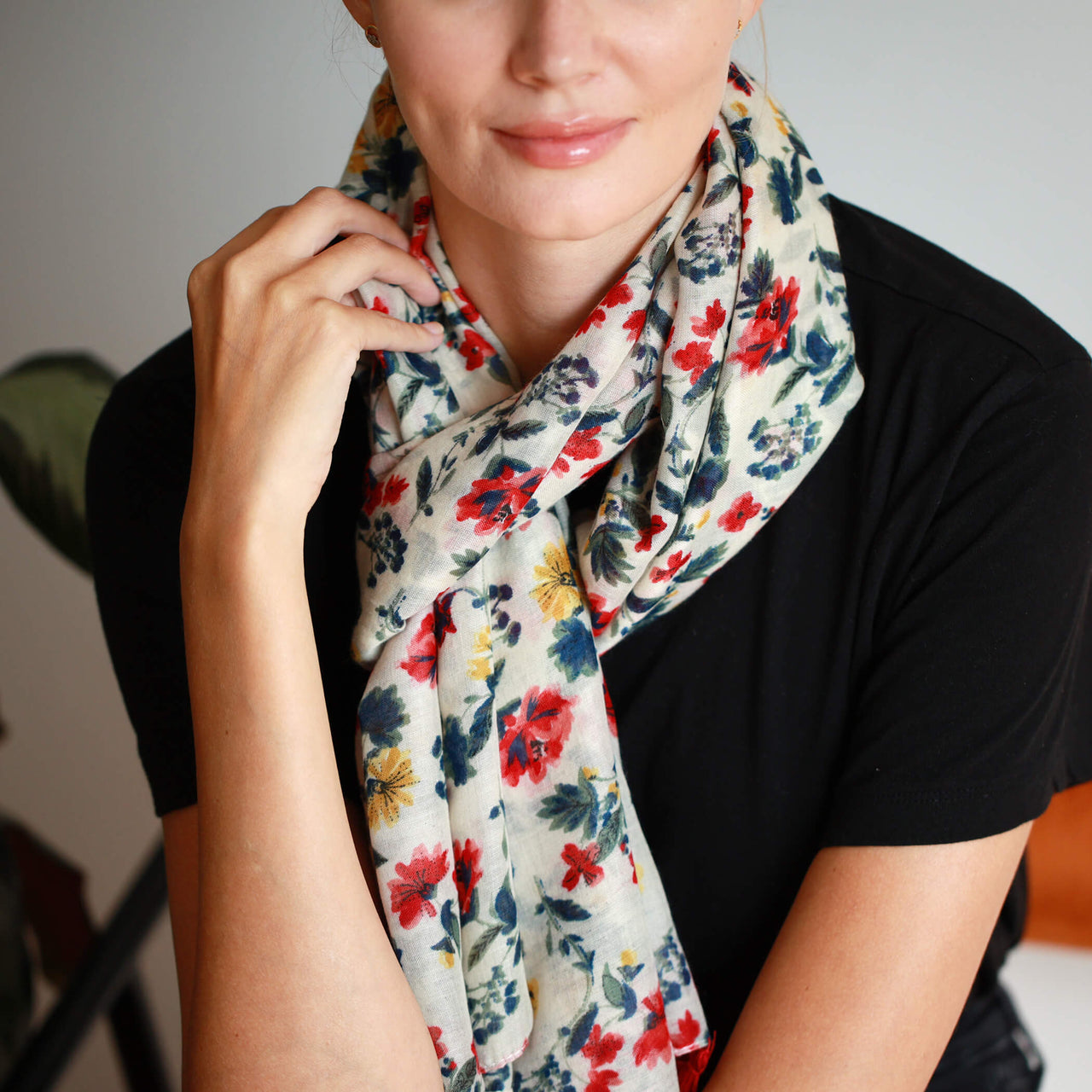 Vintage Red Yellow Blue Dainty flower Motifs Scarf