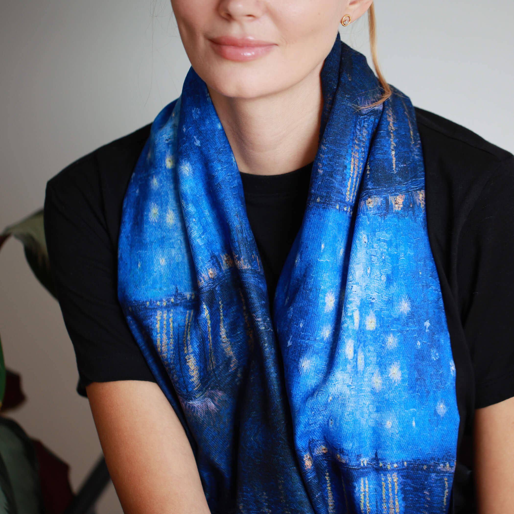 Van Gogh s Starry Night Art Print Scarf