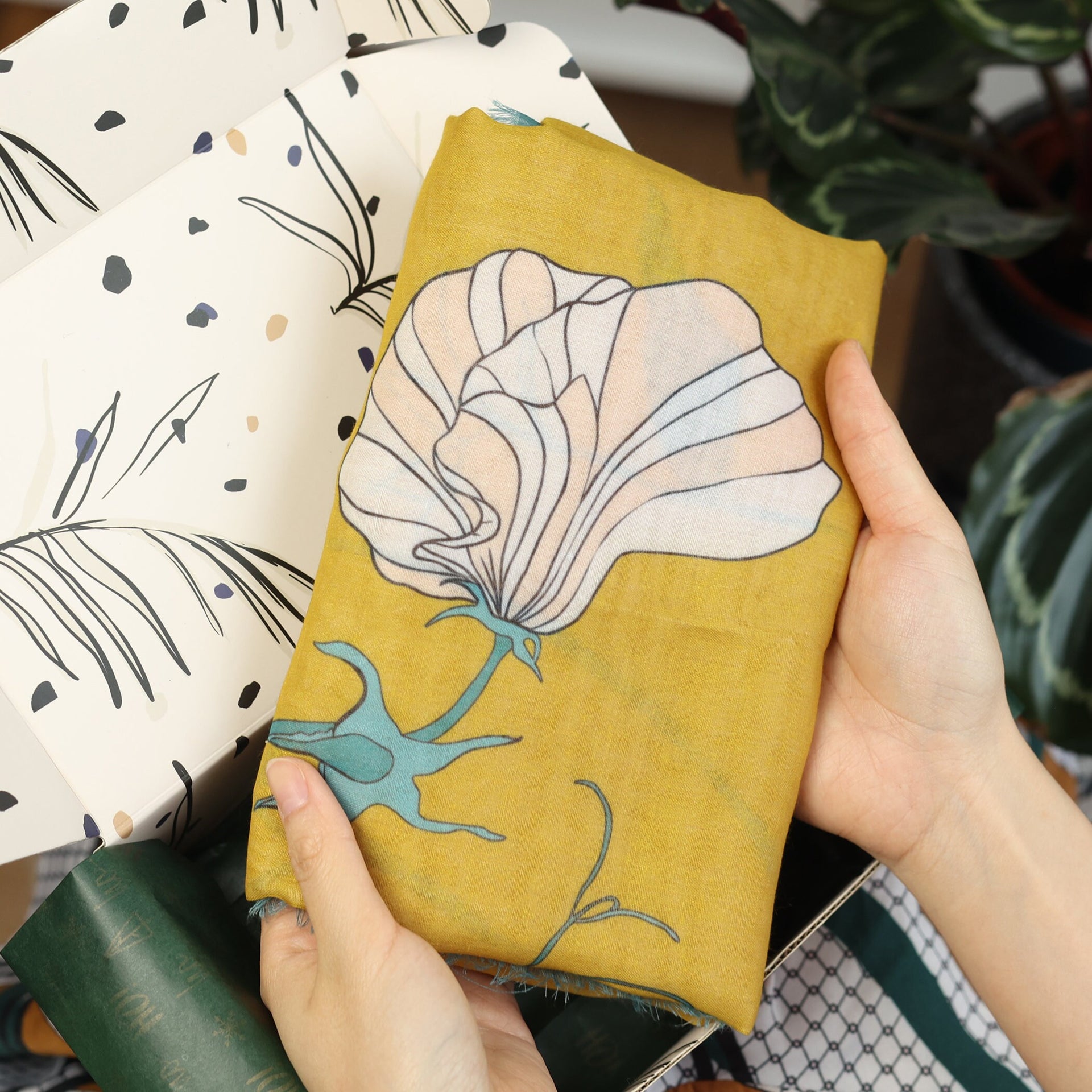 Eco Birth Flower Year Scarf