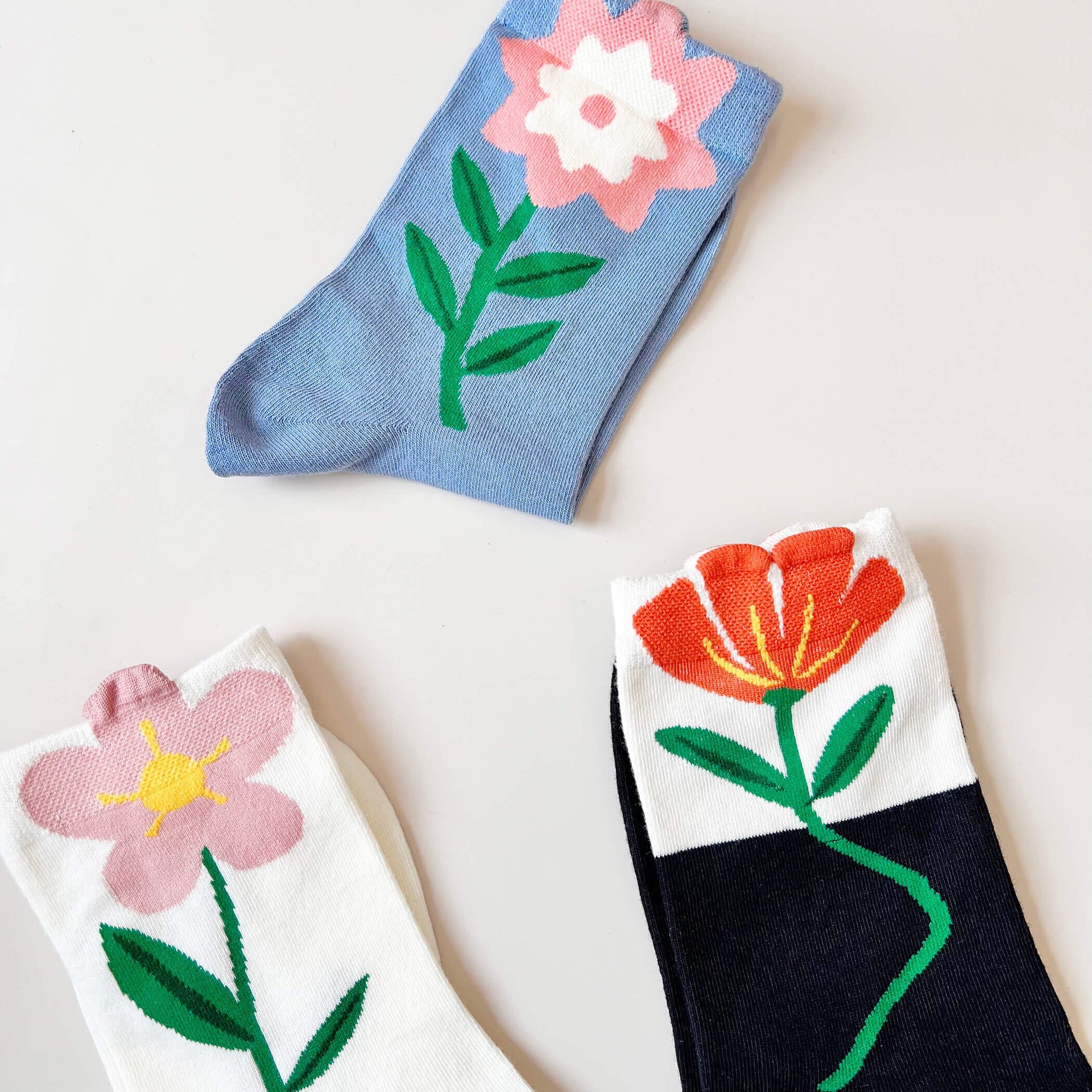 Pick Your Favourite Tulip Flower Socks In A Box