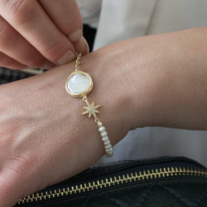 Button Fresh Water Pearl Star Light Gold Bracelet