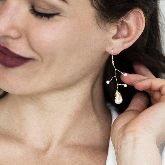 Twist and Pearl Long Earring
