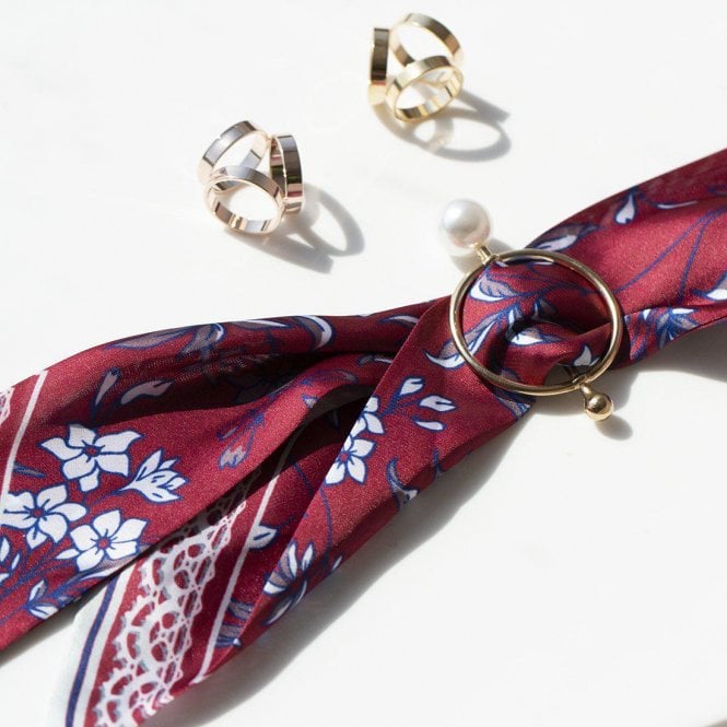 Circle Pearl Scarf Buckle