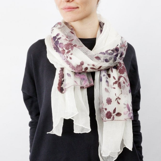 Lazy Daisy Lace Scarf